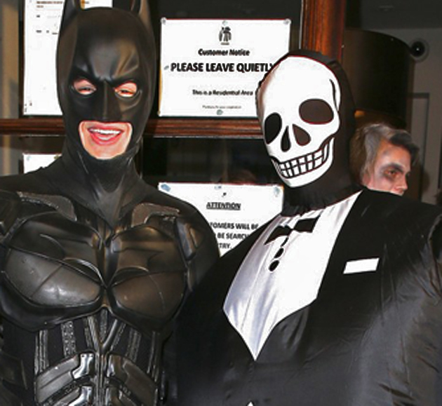 Liam Payne, de One Direction, se disfraza de Batman en Halloween
