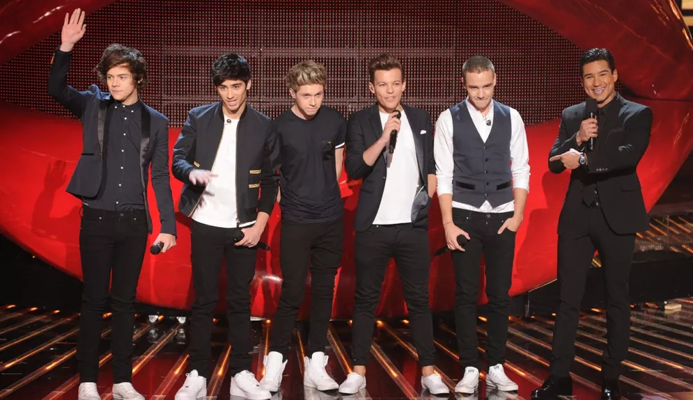 One Direction Kiss You X-Factor