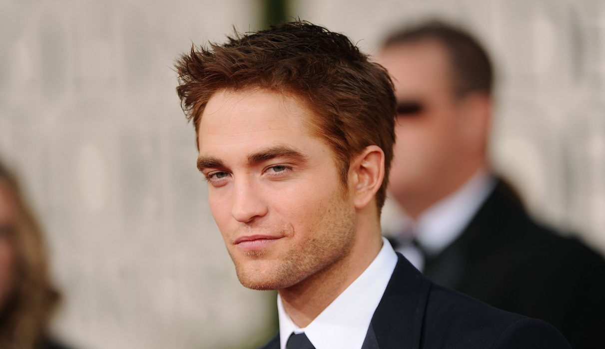 Golden Globe 2013: Robert Pattinson muy guapo y muy sexy en los Globos de Oro