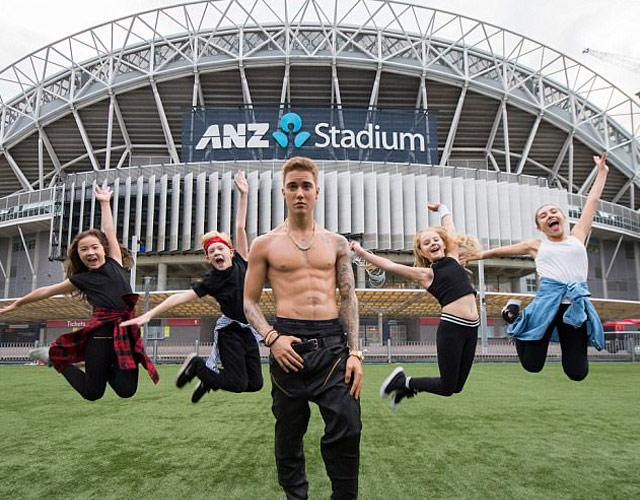 La figura de cera de Justin Bieber sin camiseta en Australia