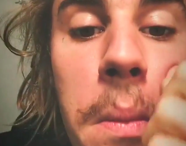 El bigote de Justin Bieber desata una oleada de críticas