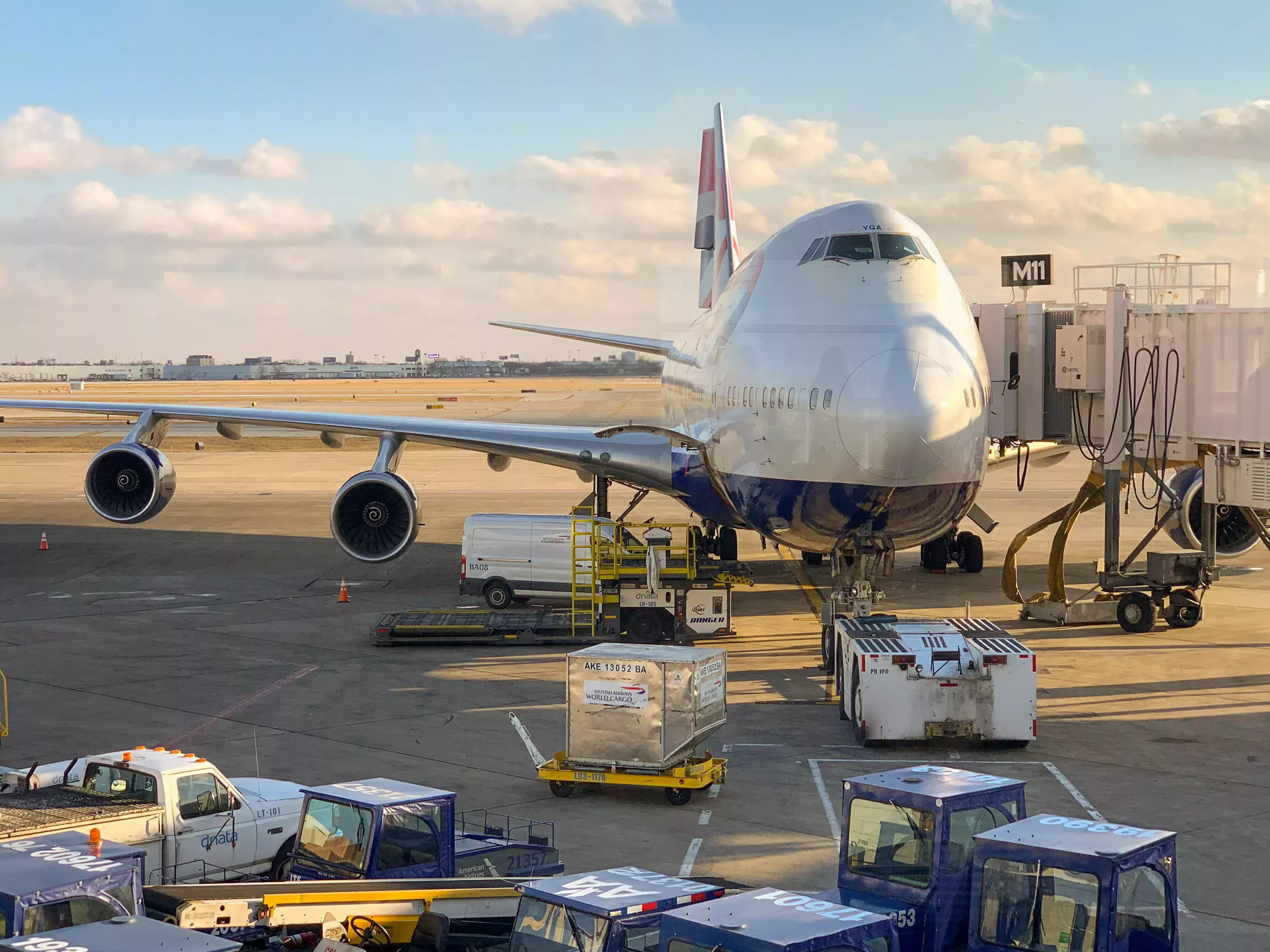 KLM-Royal Dutch Airlines retiró su último Boeing 747 ---- El fin de la 
