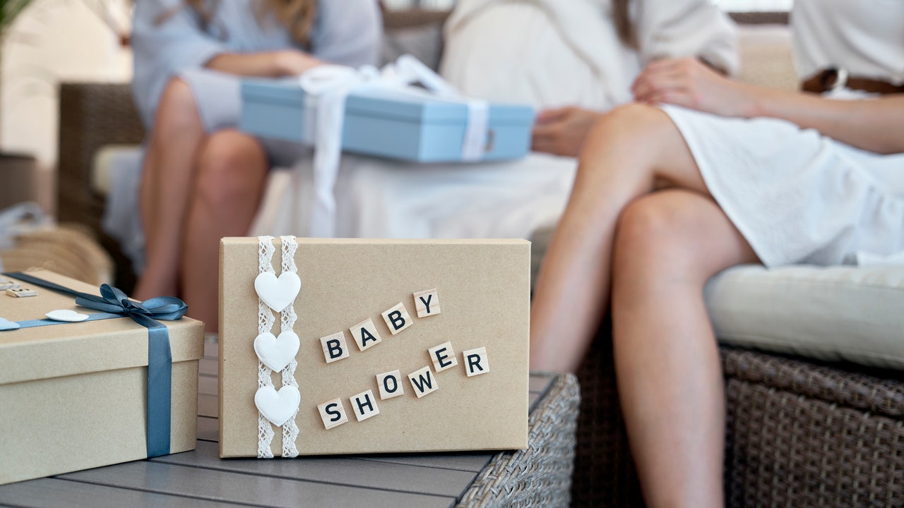 Ideas bonitas y elegantes para ir a un baby shower