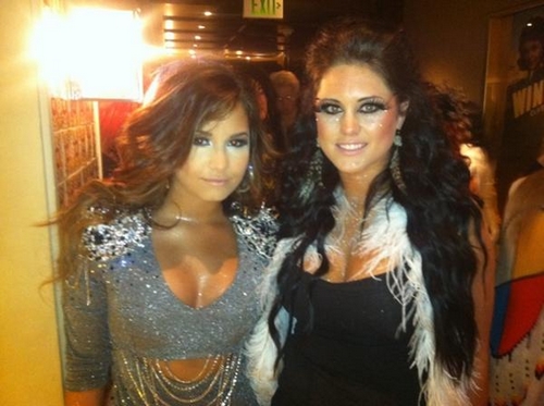 Demi Lovato con Hanna Beth