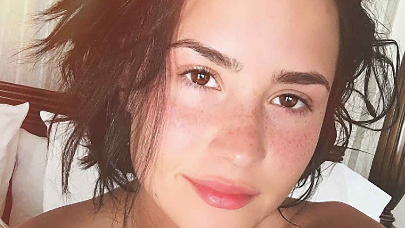 Demi Lovato sin maquillaje