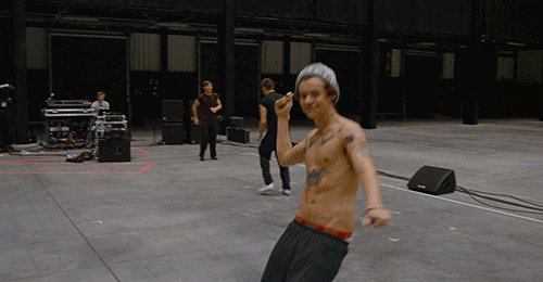 Gifs Harry Style desnudo 