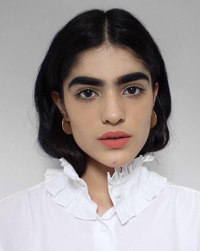 Natalia Castellar, la modelo con grandes cejas