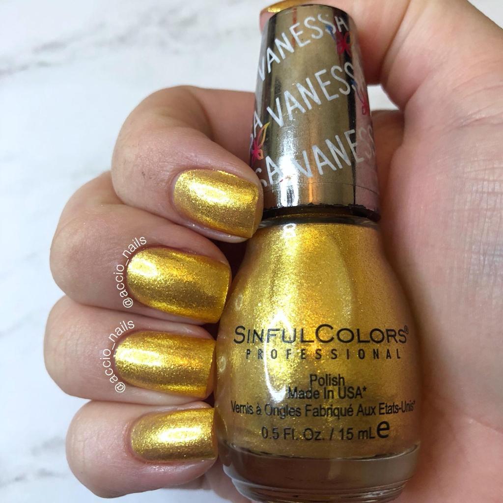 Colección de maquillaje y lacas de uñas de Vanesa Hudgens