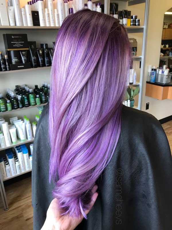 Tendencia pelo color berenjena