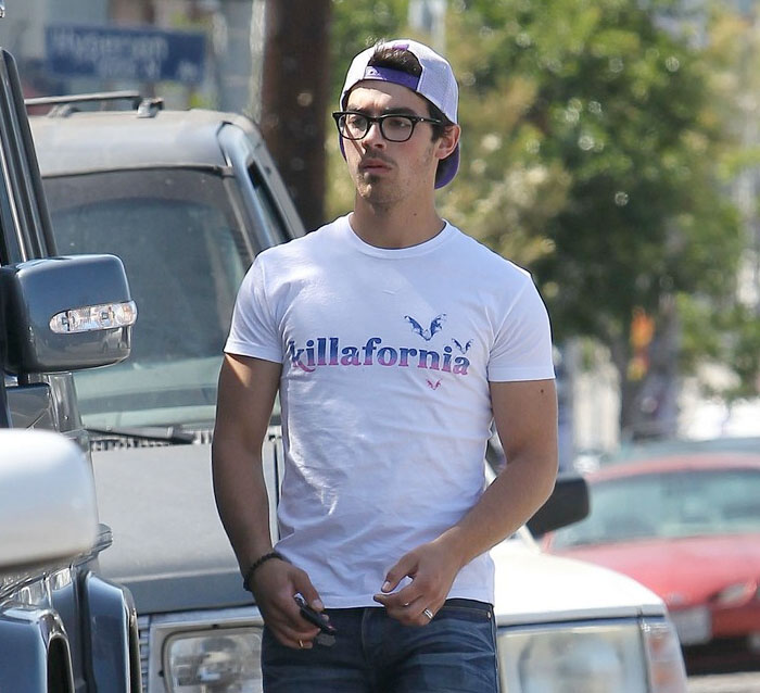 Joe Jonas anuncia su primer disco en solitario