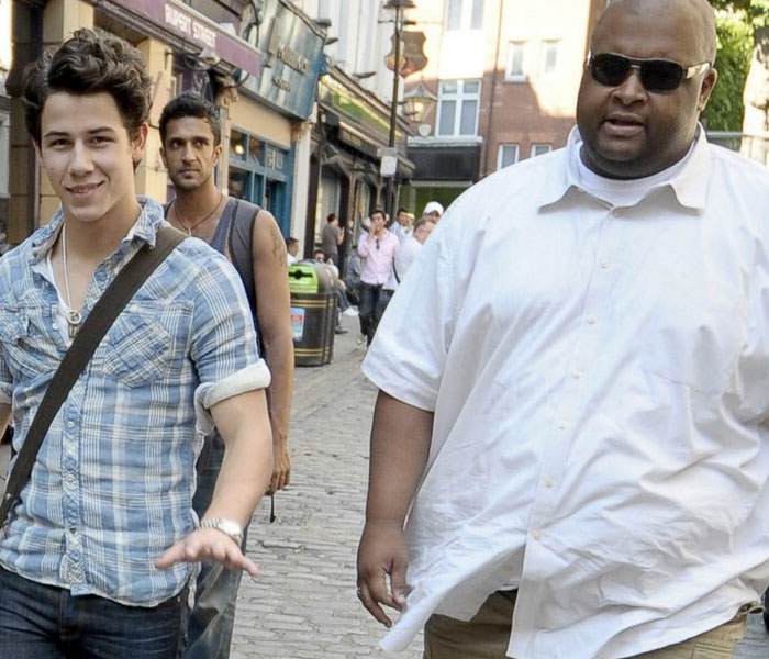 Nick Jonas está en buenas manos