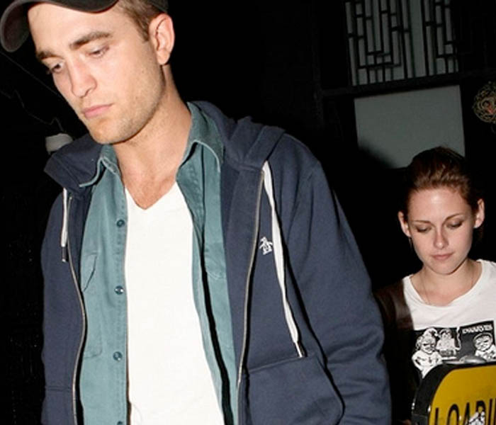 Robert Pattinson se lleva a Kristen Stewart de cena