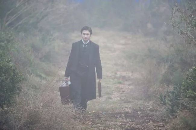Nuevo trailer de 'The Woman in Black', o de cómo Harry Potter se pasó al cine de terror Nuevo trailer de 'The Woman in Black', o de cómo Harry Potter se pasó al cine de terror