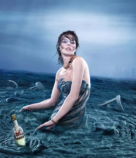 Si llega el fin del mundo quiero que sea al estilo de Milla Jovovich en el Calendario Campari Si llega el fin del mundo quiero que sea al estilo de Milla Jovovich en el Calendario Campari