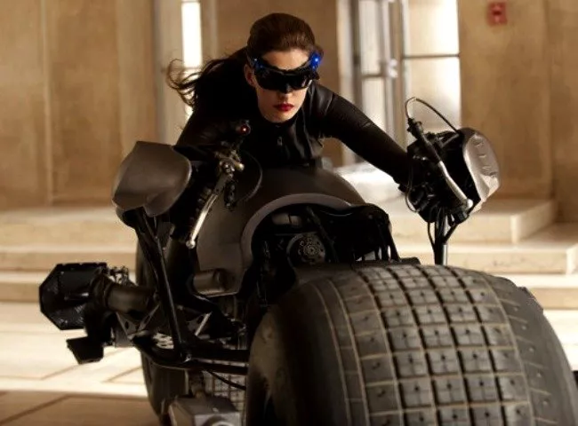 ¿Que no te gusta Anne Hathaway de Catwoman? Pues te vas a enterar... ¿Que no te gusta Anne Hathaway de Catwoman? Pues te vas a enterar...