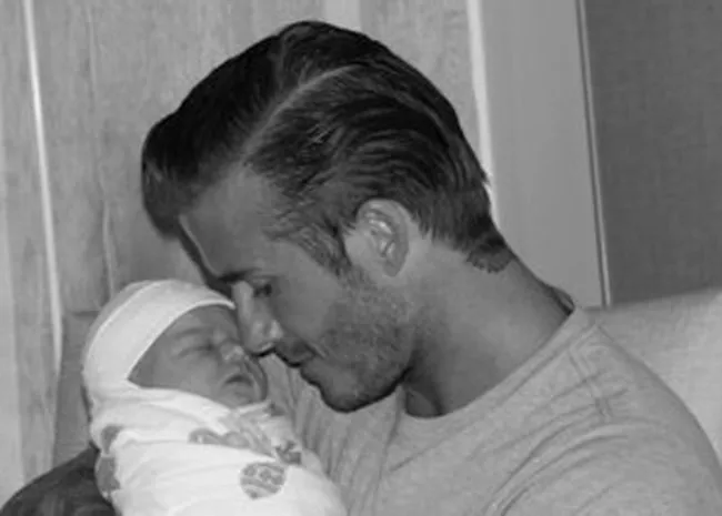 A David Beckham su nena lo ha vuelto más detallista que nunca y se lo demuestra a Victoria... con joyas A David Beckham su nena lo ha vuelto más detallista que nunca y se lo demuestra a Victoria... con joyas
