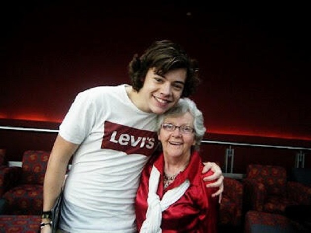 La abuela de Harry Styles no está muerta La abuela de Harry Styles no está muerta