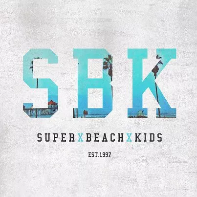 Cody Simpson y los Super Beach Kids