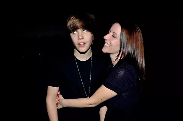 justin bieber no quiere a su madre