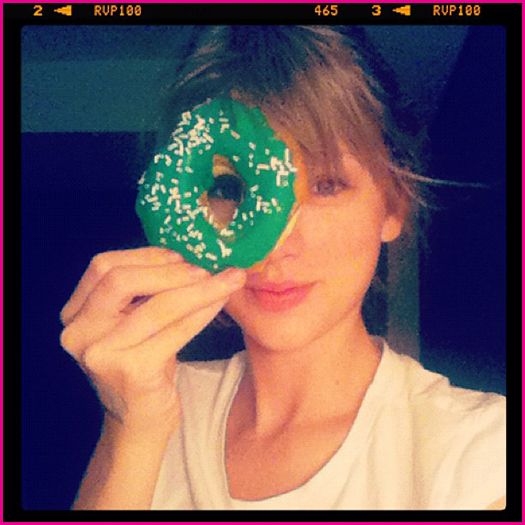Taylor Swift la más solidaria de 2012 Taylor Swift la más solidaria de 2012