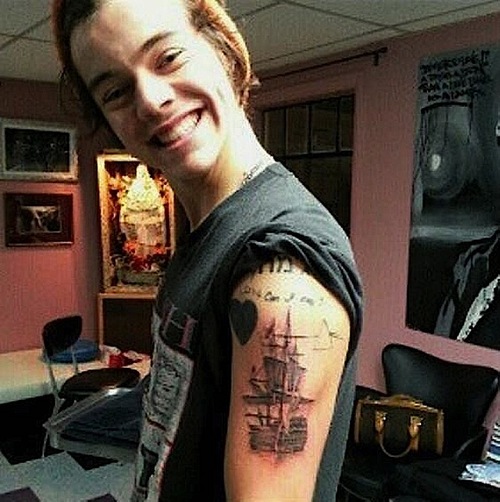 Haylor: Taylor Swift marca a Harry Styles con un tatuaje Haylor: Taylor Swift marca a Harry Styles con un tatuaje