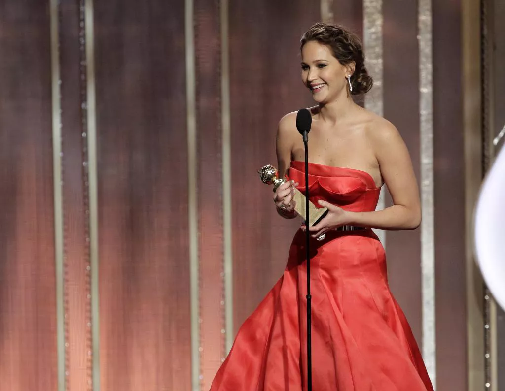 Golden Globes 2013: Jennifer Lawrence se queda sin novio pero con Globo de Oro