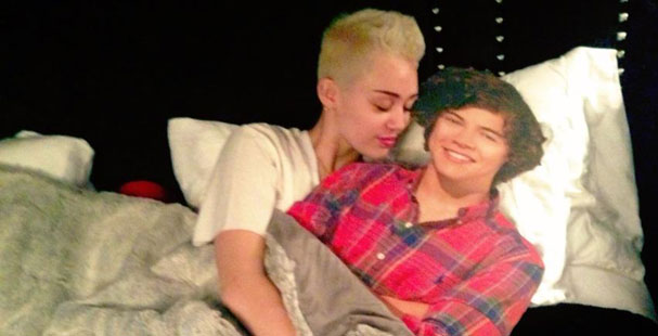 Miley Cyrus en la cama con Harry Styles Miley Cyrus en la cama con Harry Styles