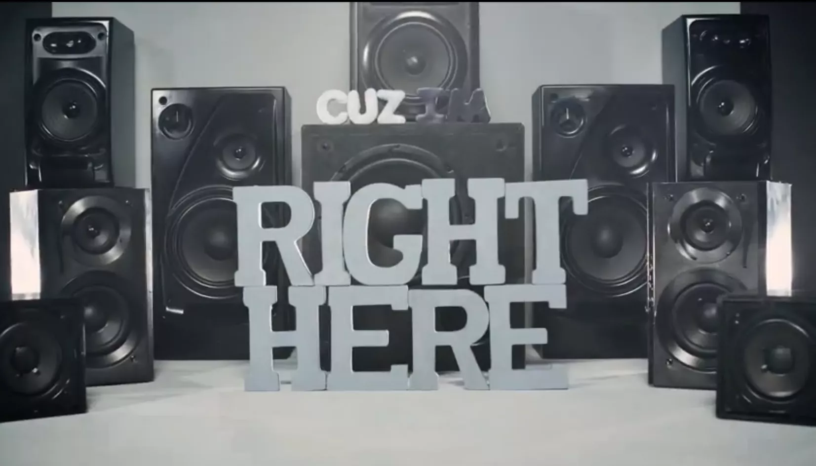 Justin Bieber estrena el vídeo de "Right Here"