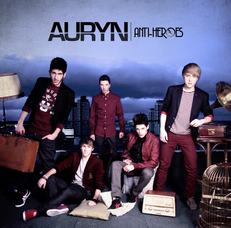 Auryn estrenan la portada de "Anti-heroes"