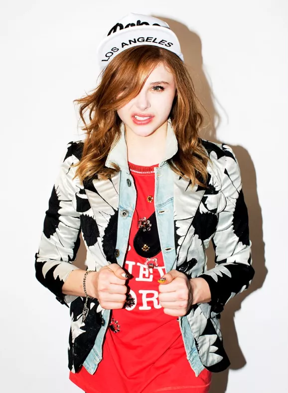 Chloë Grace Moretz muy guapa en la portada de Nylon