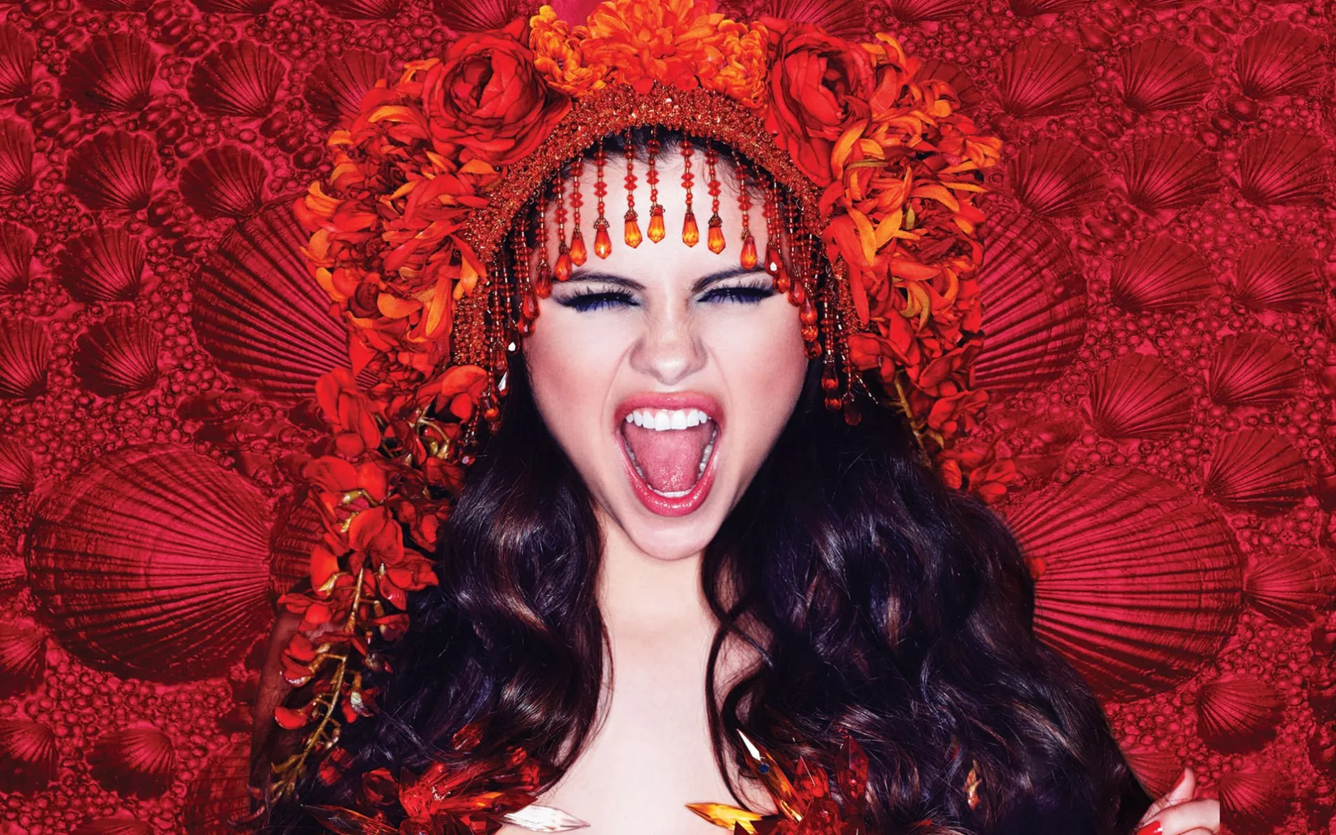 Selena Gomez copia a Rihanna en el videoclip de "Come & Get It"