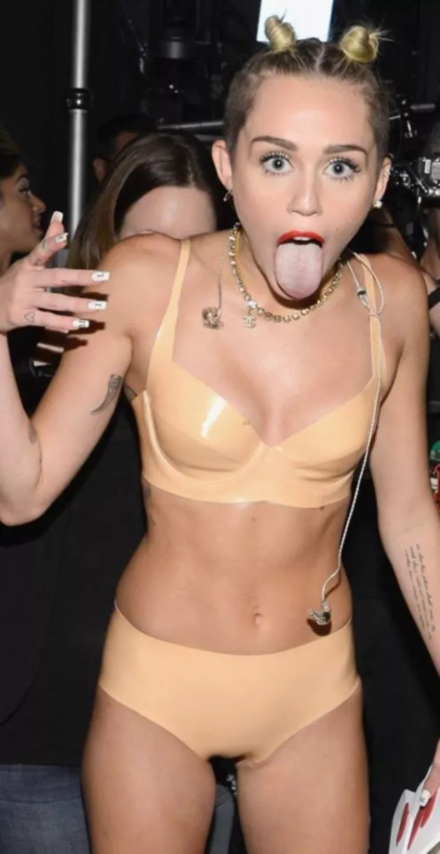 miley cyrus drogada