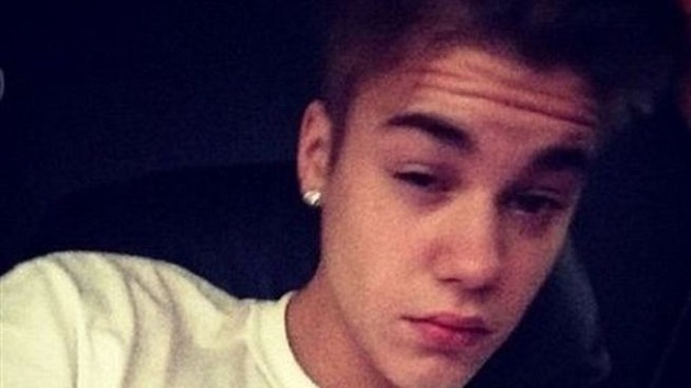 Justin Bieber y su nueva polémica a costa de una pipa de marihuana Justin Bieber y su nueva polémica a costa de una pipa de marihuana