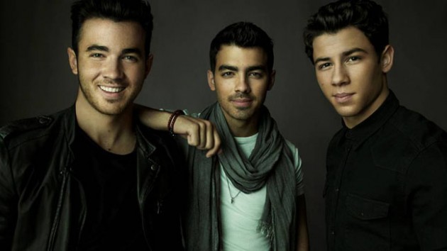 Jonas Brothers cierran twitter Jonas Brothers cierran twitter