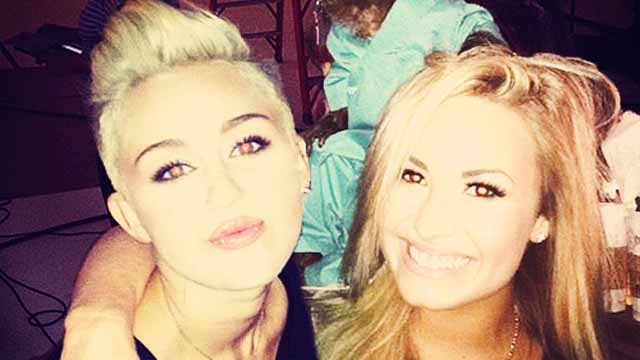 Demi Lovato defiende a Miley Cryus Demi Lovato defiende a Miley Cryus