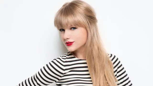 Taylor Swift elegida la artista más solidaria