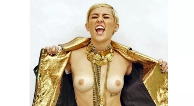 miley cyrus topless