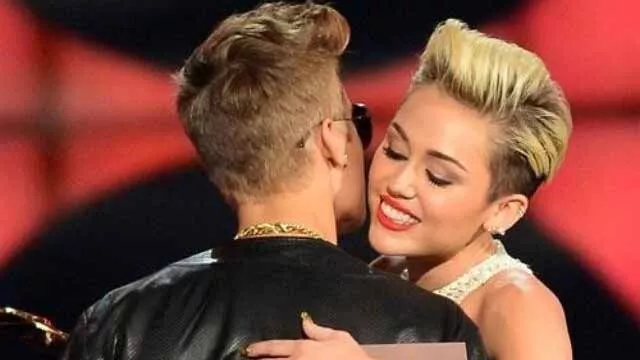 Miley Cyrus aconseja a Justin Bieber sobre su vida nocturna
