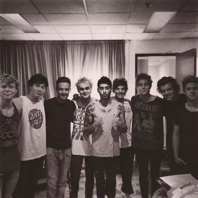 one direction 5SOS