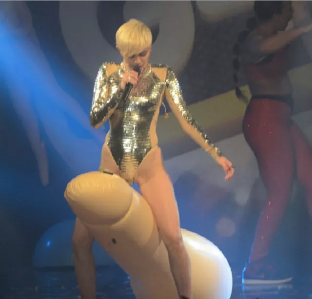  La nueva provocación de Miley Cyrus 