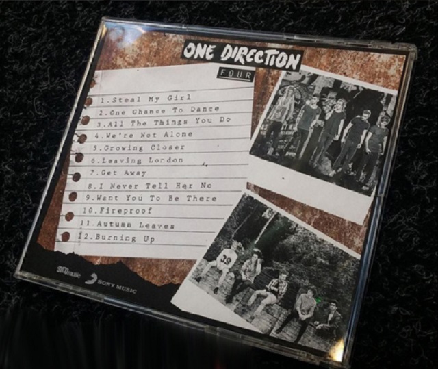 Lista completa de las canciones de Four Lista completa de las canciones de Four