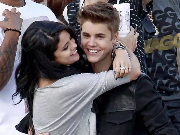 justin biener y selena gomez