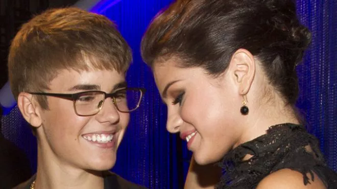 selena y justin