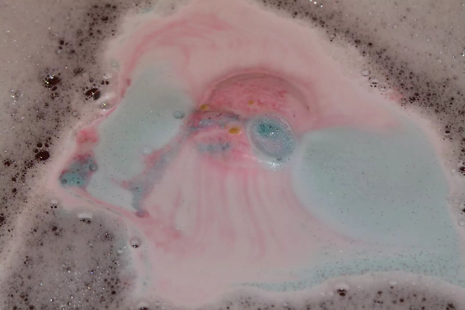 bath bomb