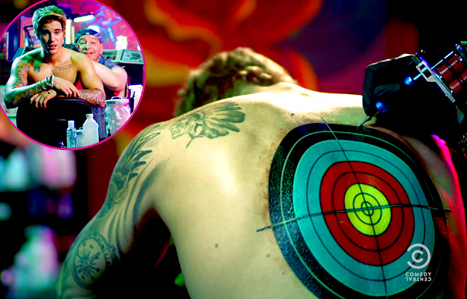 ¡Justin Bieber se hace un nuevo tatuaje y nos lo enseña!