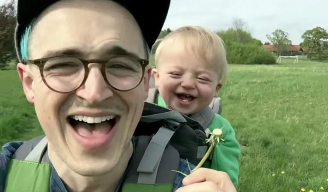 tom fletcher y su hijo