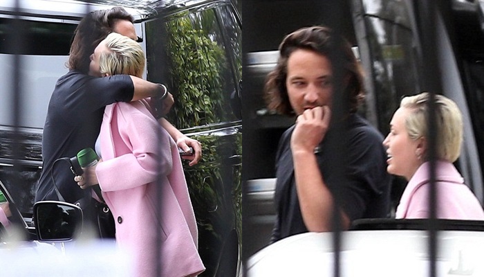 Miley Cyrus se besa con un misterioso hombre