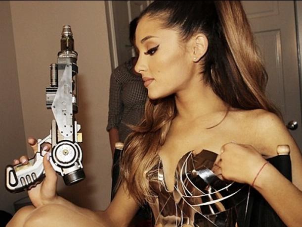 Ariana Grande, fuertemente criticada en un programa televisivo Ariana Grande, fuertemente criticada en un programa televisivo
