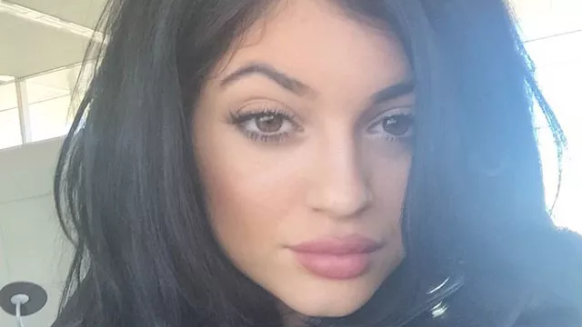 maquillaje ojos kylie jenner