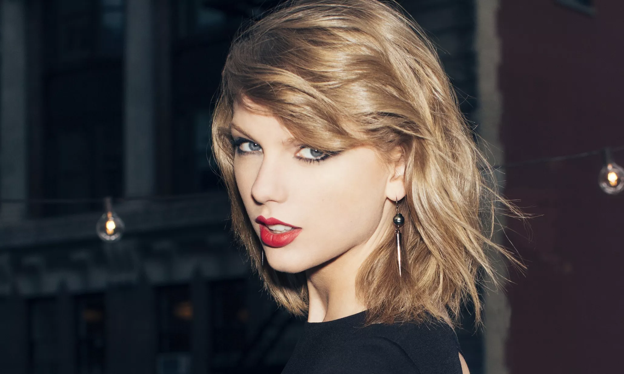 taylor swift regala 1989 dolares